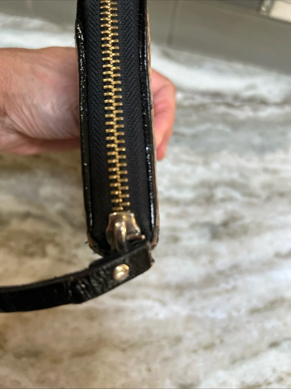 Kate Spade Snakeskin Embossed Leather Metallic Zip Large Wallet in Tan/Black